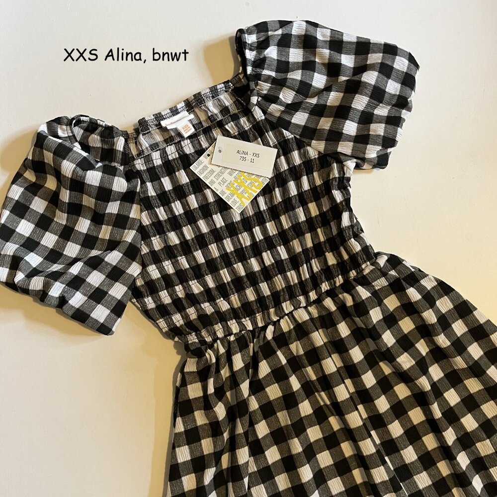XXS Lularoe Alina smocked dress, black and white buffalo check